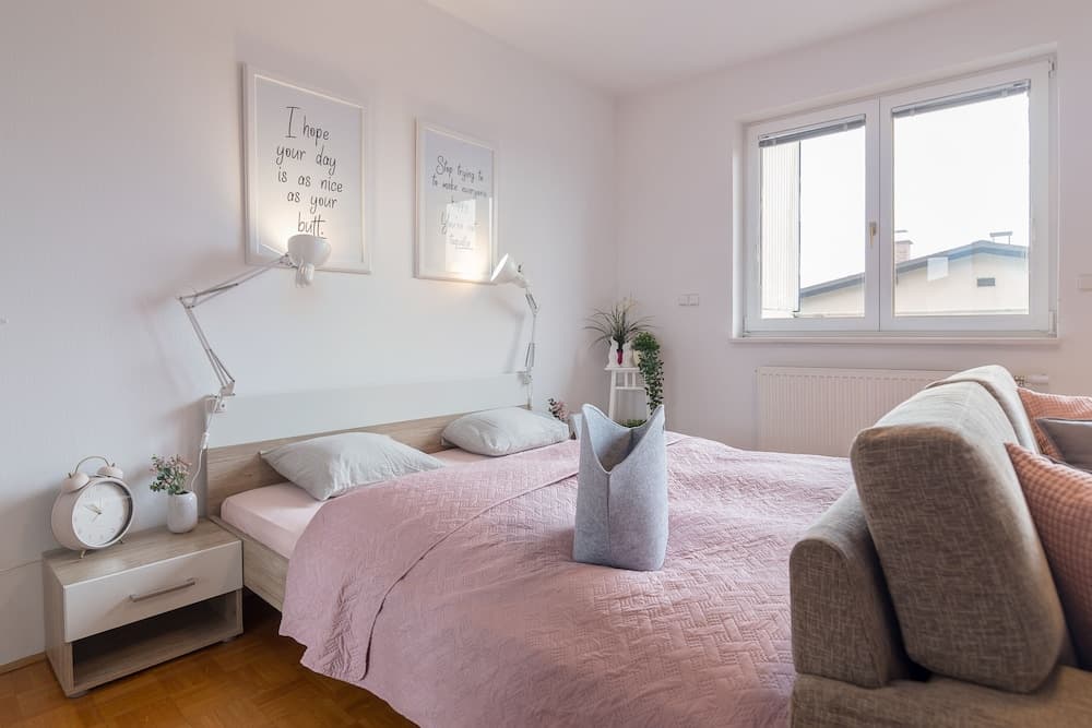 Rooms and Apartments in Eagle's Nest