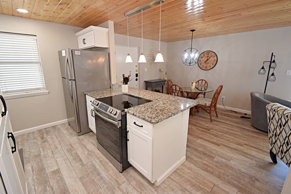 Gulf House 203 2 Bedroom Condo by Redawning