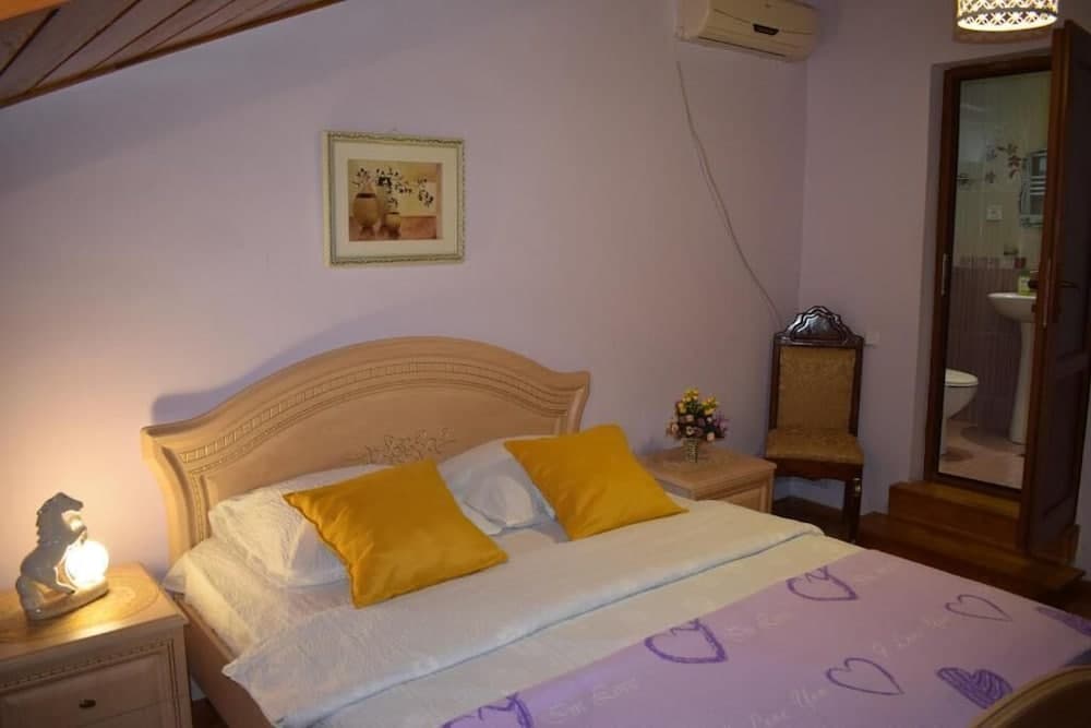 Guesthouse Lago & Wine Cellar