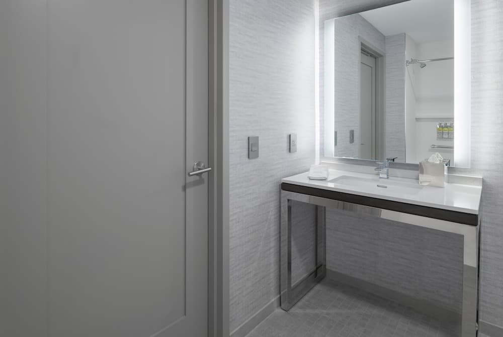 Staybridge Suites Boston Logan Airport - Revere by IHG