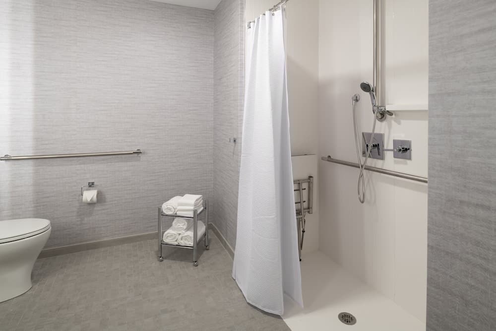 Staybridge Suites Boston Logan Airport - Revere by IHG
