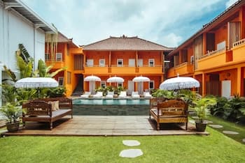 The Room Padang-Padang