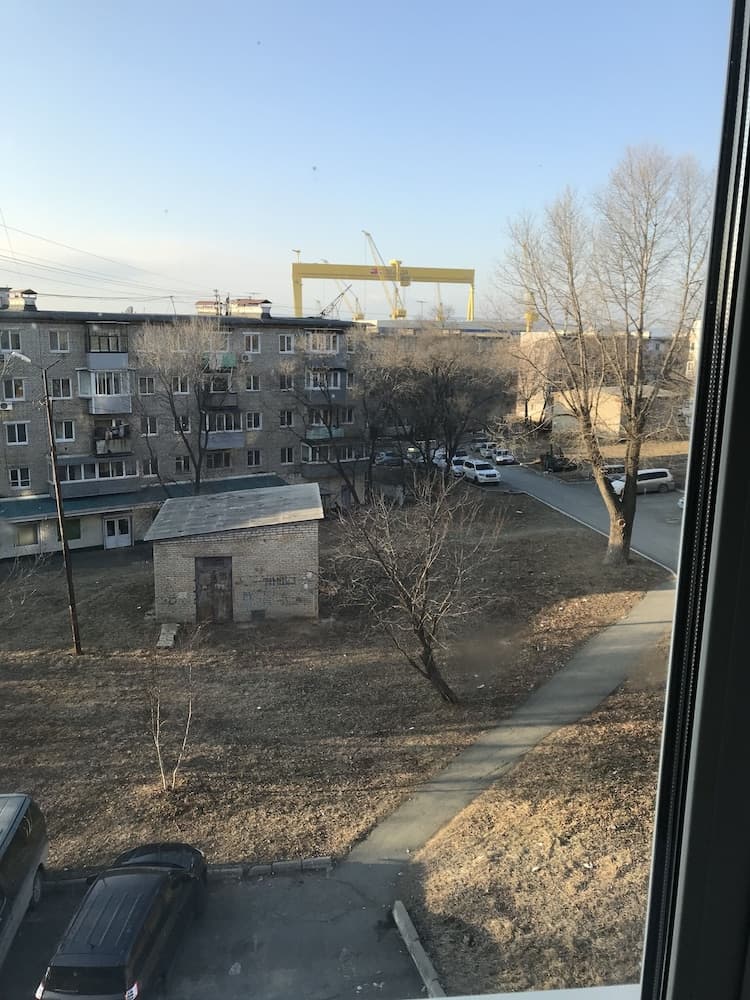 Apartment on Alleya Truda 6