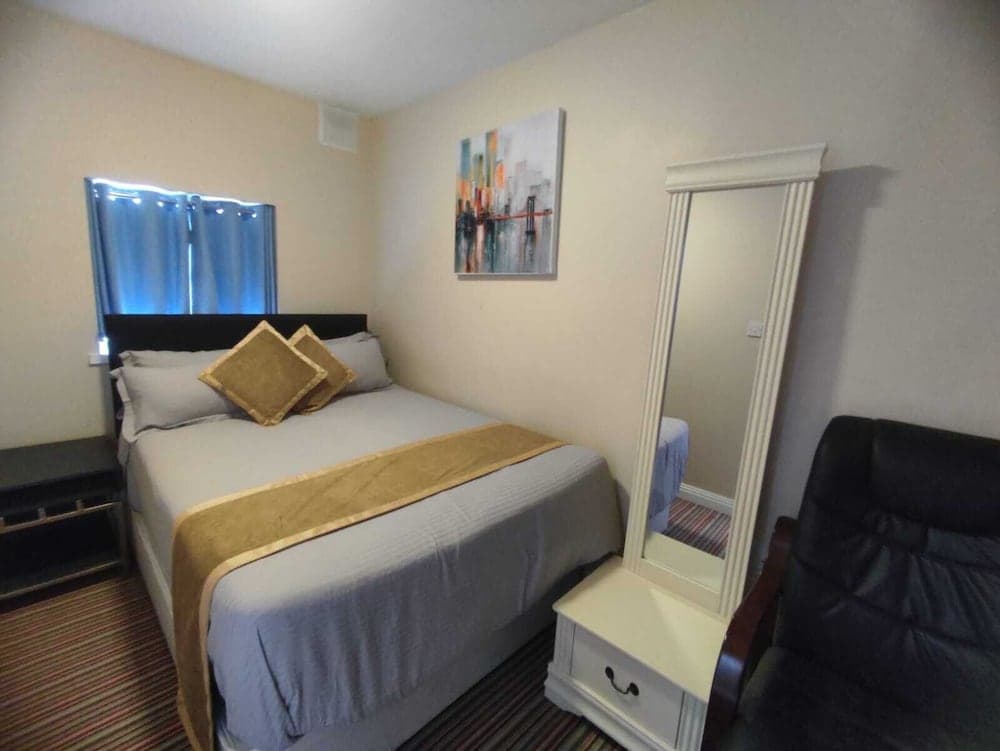 Double Bedroom Studio