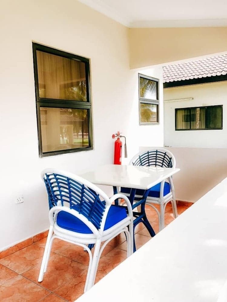 Busia Beach Resort- A Golden Beach Hotel