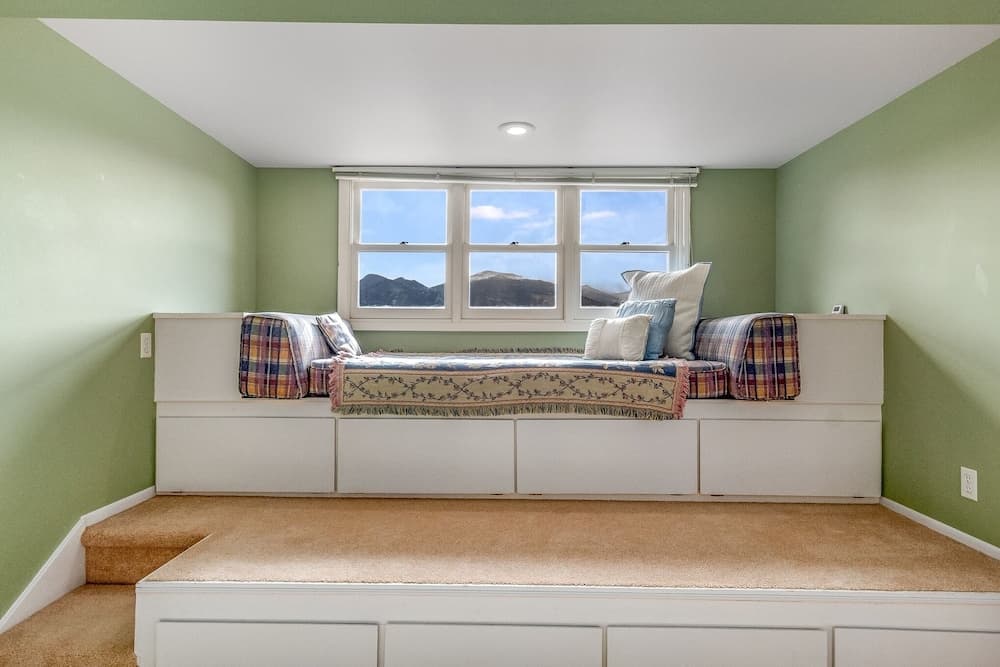 Bishops  --ev#3584 4 Bedroom Home by RedAwning