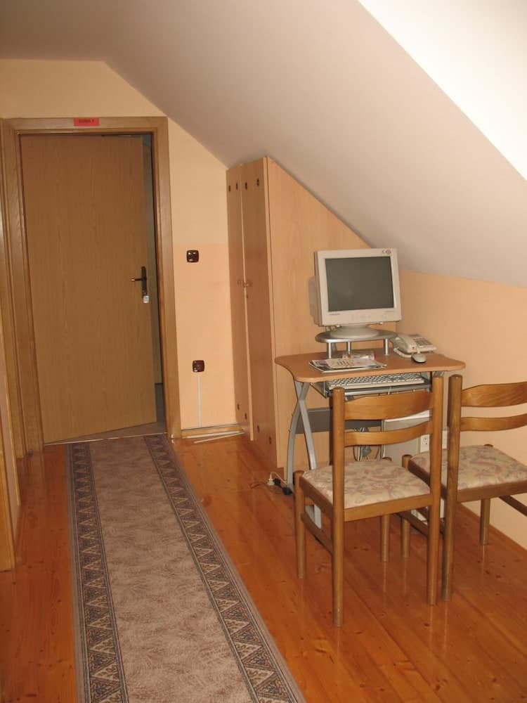 Tourist Farm Dervaric