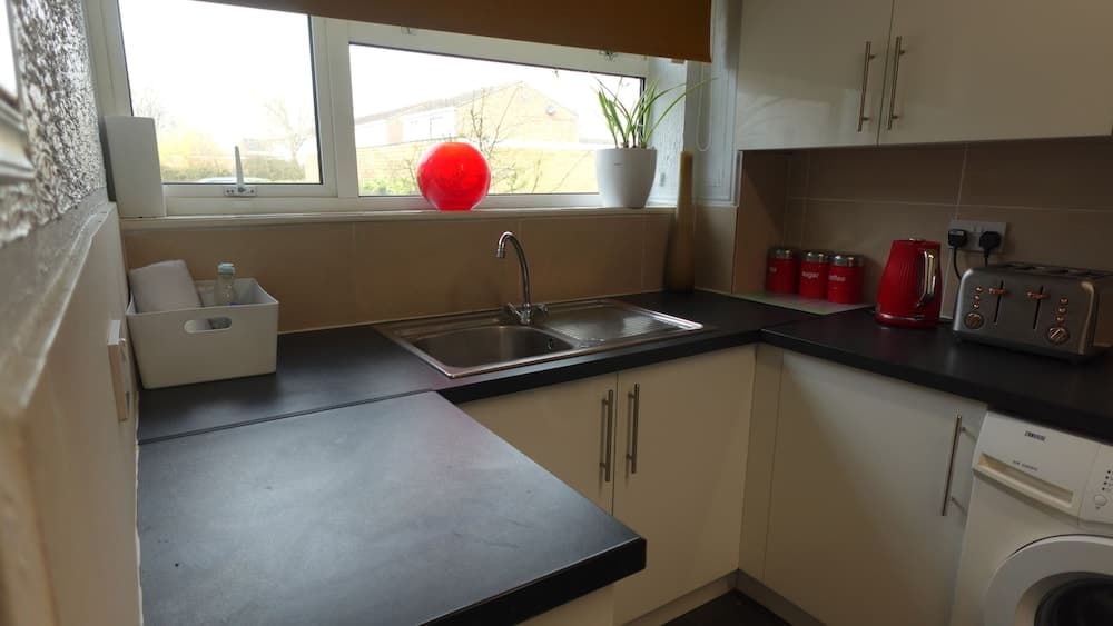 Chelsea House - Huku Kwetu