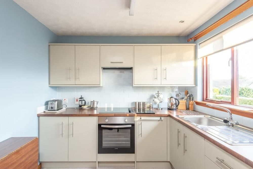 2 Bed Home With Private Garden in the Highlands