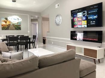 6183 Sandcrest · Walk TO Universal! Near Disney, Convention