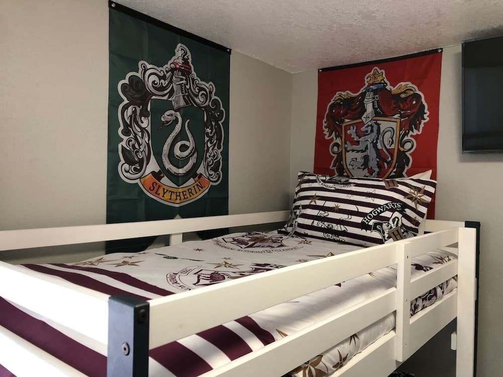6181 Sandcrest · Walk to Universal-harry Potter Room-new