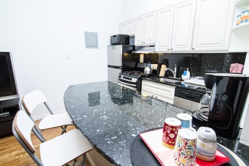 Beautiful 1 Br on Gramercy