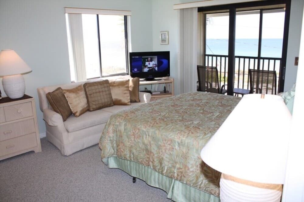 The Anna Maria Island Beach Sands 201