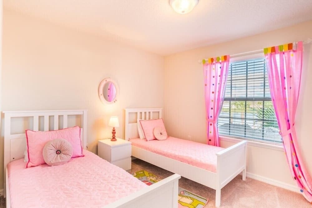 Beautiful Windsor Villa