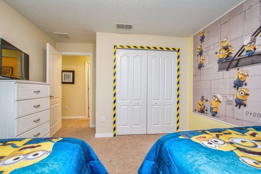 8926mp - Paradise Palms