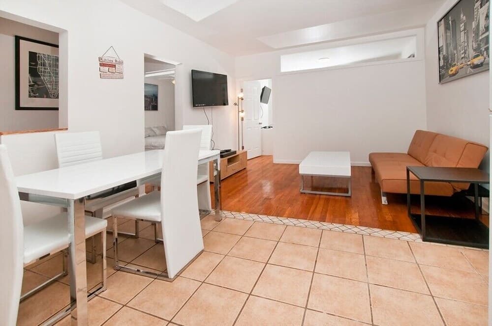 Renovated 2 BR on Upper East Side