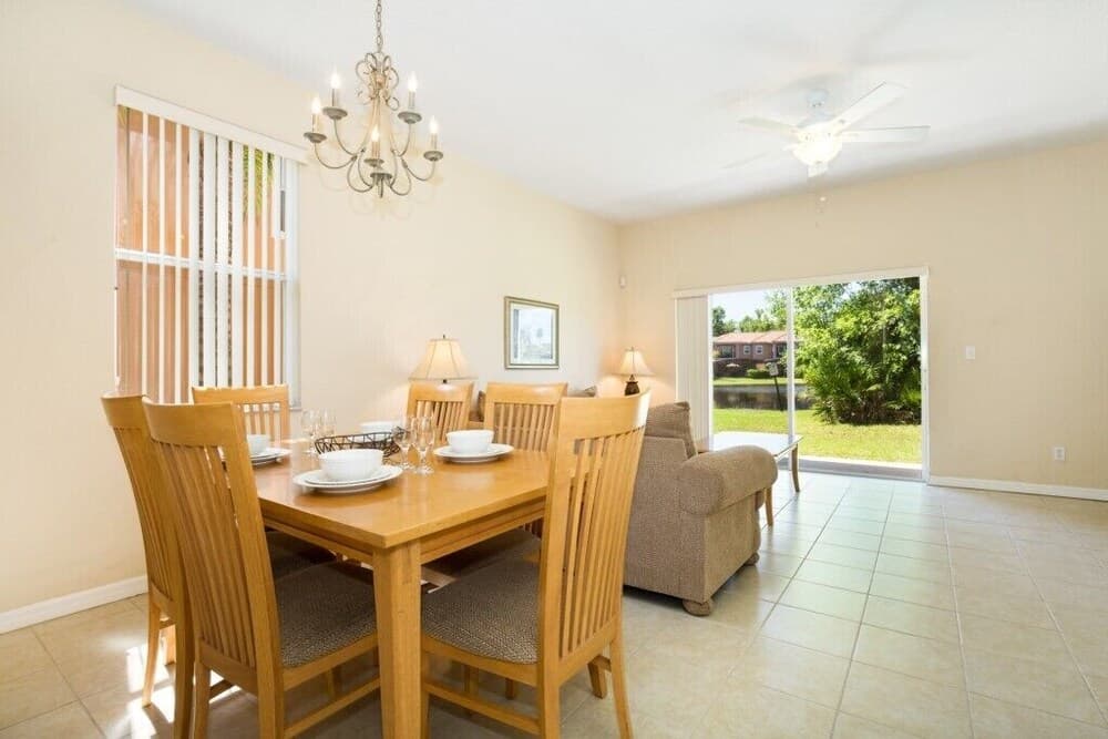 Old Town Retreat at Regal Oaks