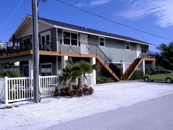 The Anna Maria Island Beach Paradise 5
