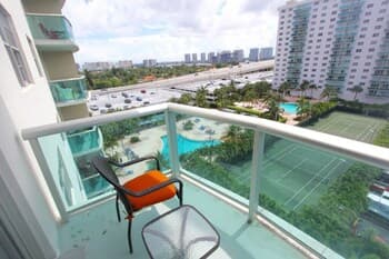 1 Bedroom Bay View Or814