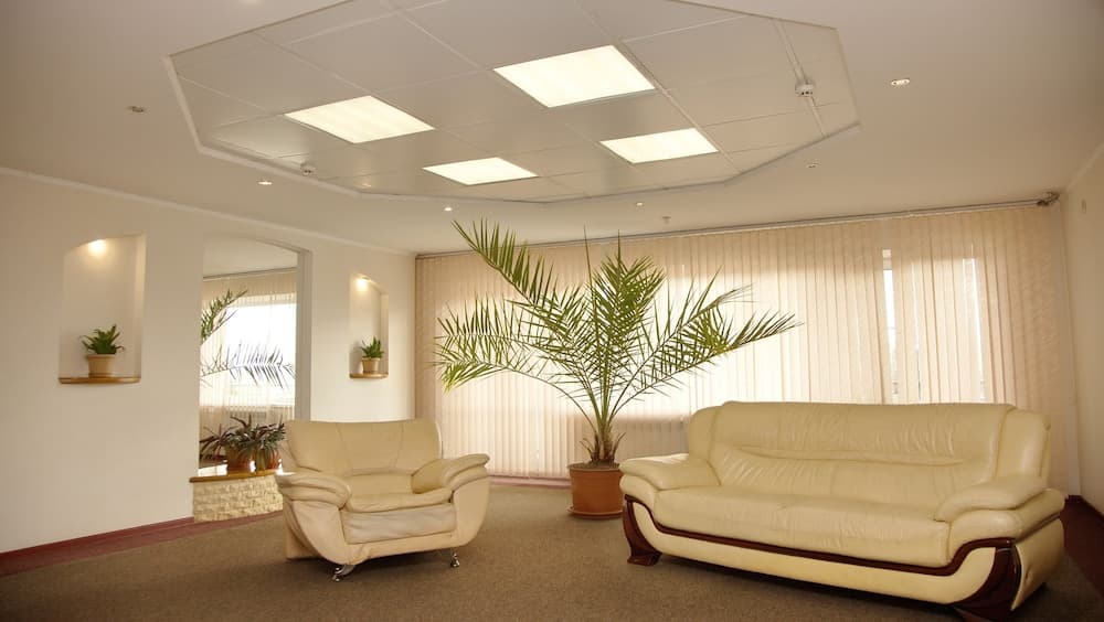 AMAKS Congress Hotel