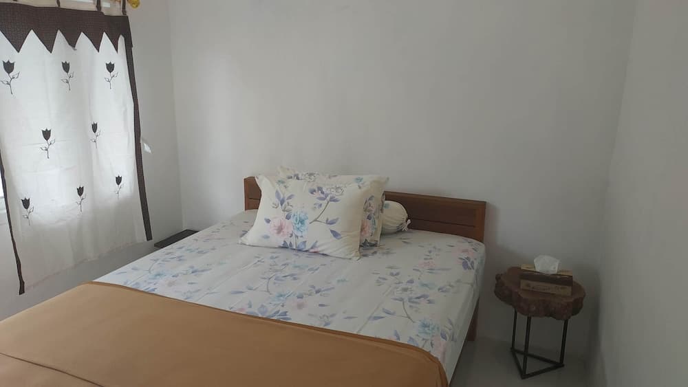 Genthong Homestay - Hostel