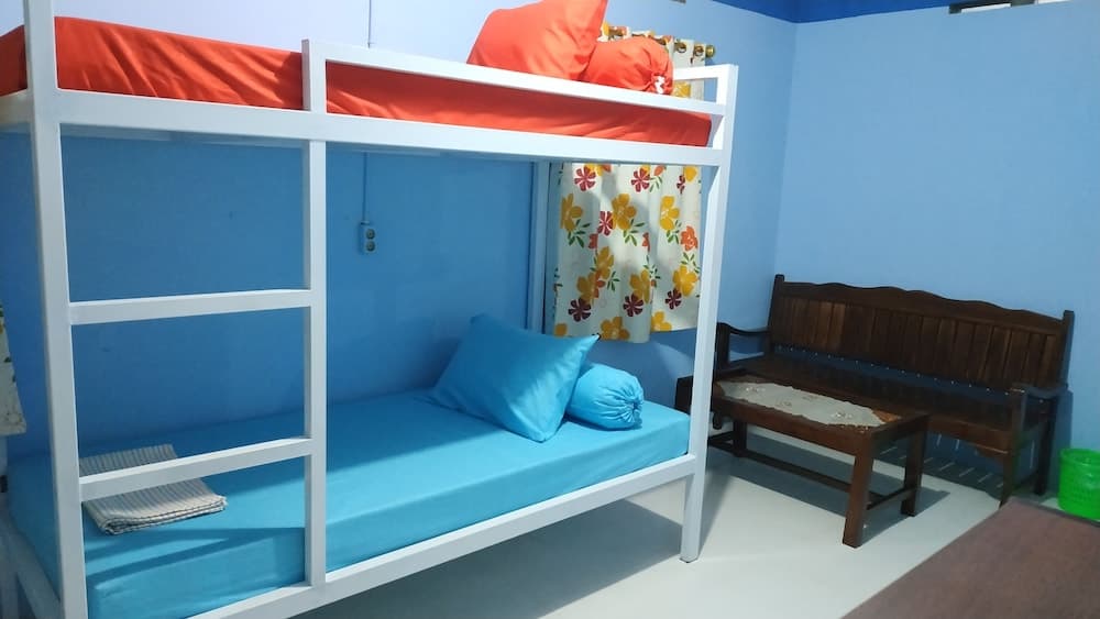 Genthong Homestay - Hostel