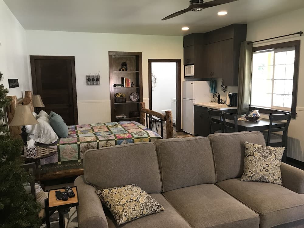 The Inn at Sand Canyon