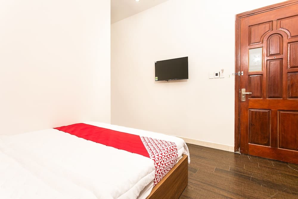 OYO 873 Flying Hotel