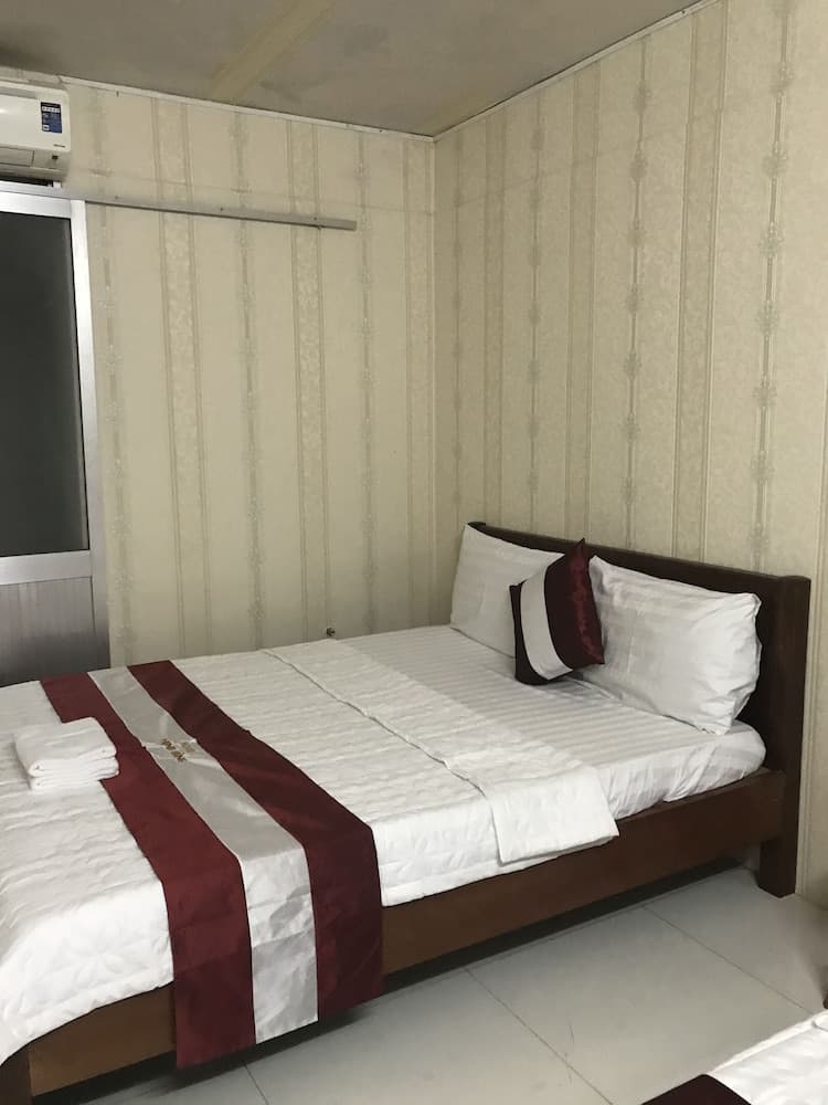 OYO 865 Manh Hung Hotel