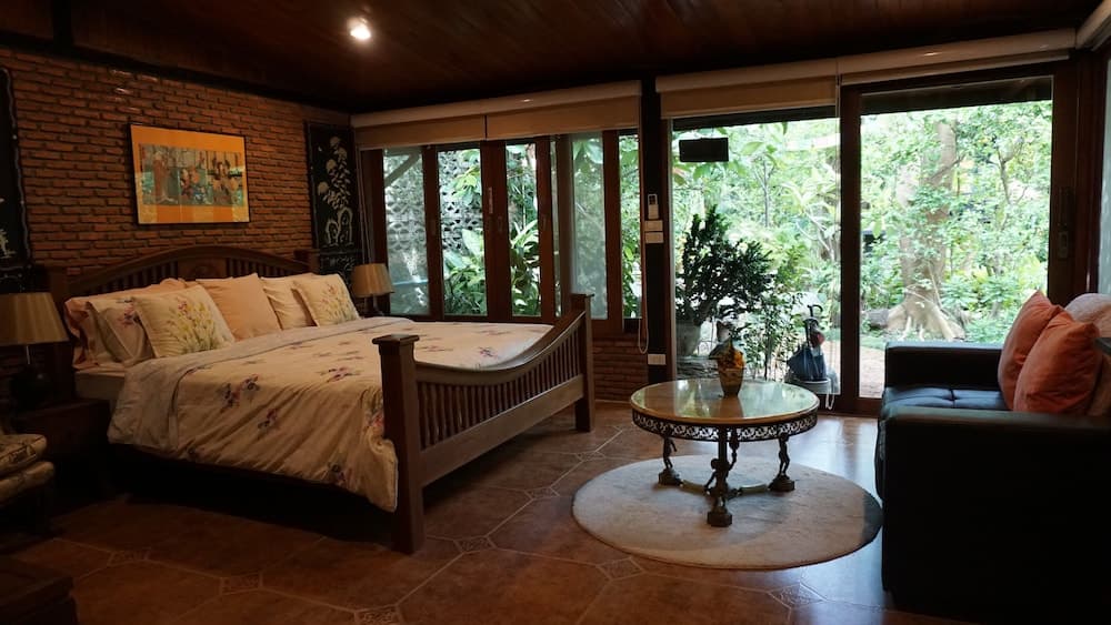 Cattani's Riverside Home