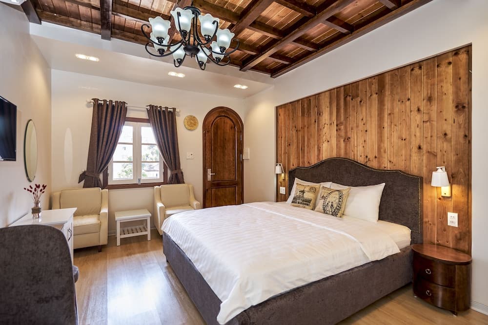 Little Colmar - Homestay & Pottery Studio