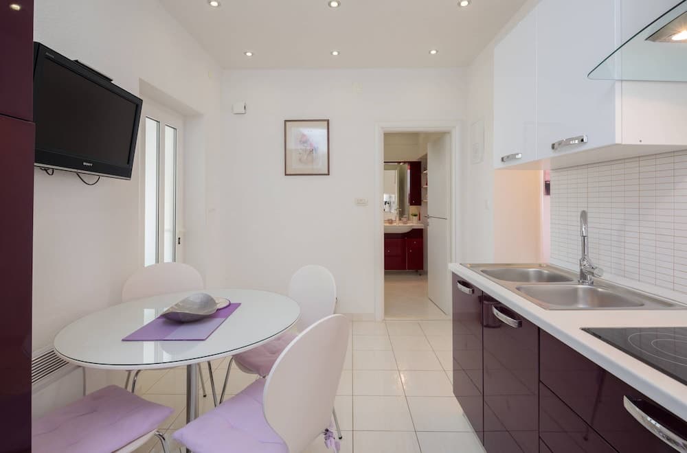 Gem of the Sea Alenka