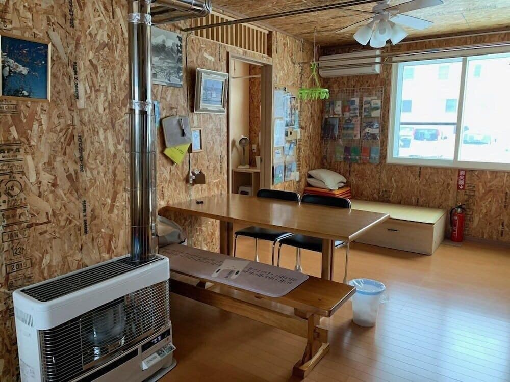 Tomhouse Sapporo - Mixed Dormitory