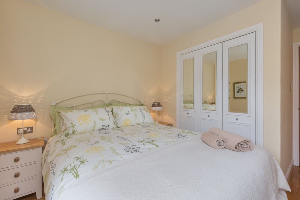 393 Old Tolbooth Wynd Apartment 3