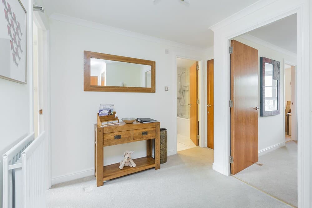 388 Old Tolbooth Wynd Apartment 2