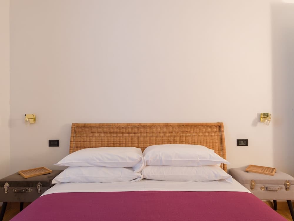 RSH Ghetto Enchanting Terrace Apartment