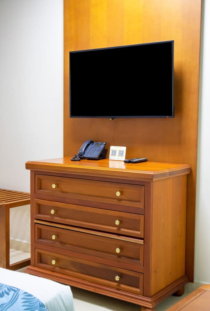 Golden Bay Belize Hotel