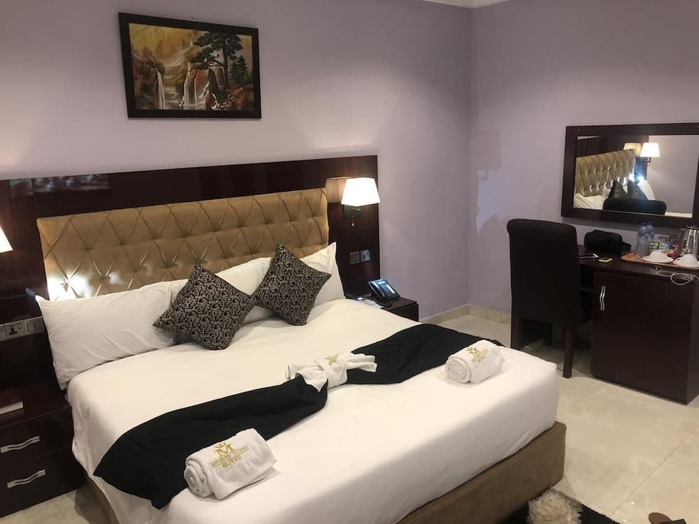 Mesorein Luxury Hotel