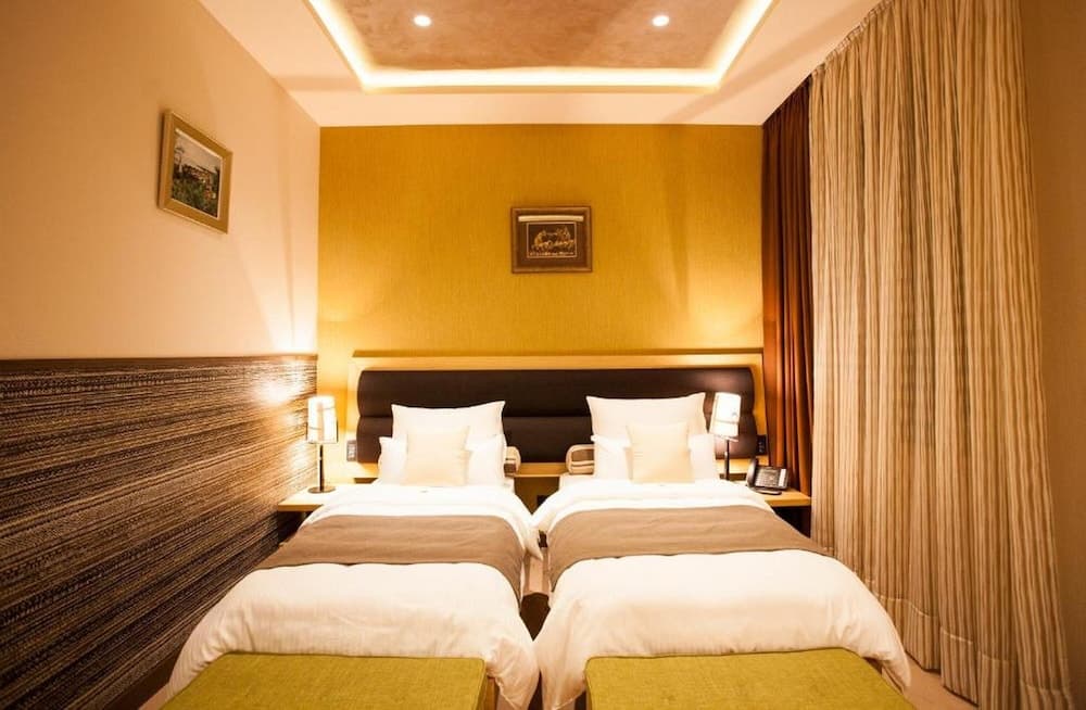 Atera Business Suites