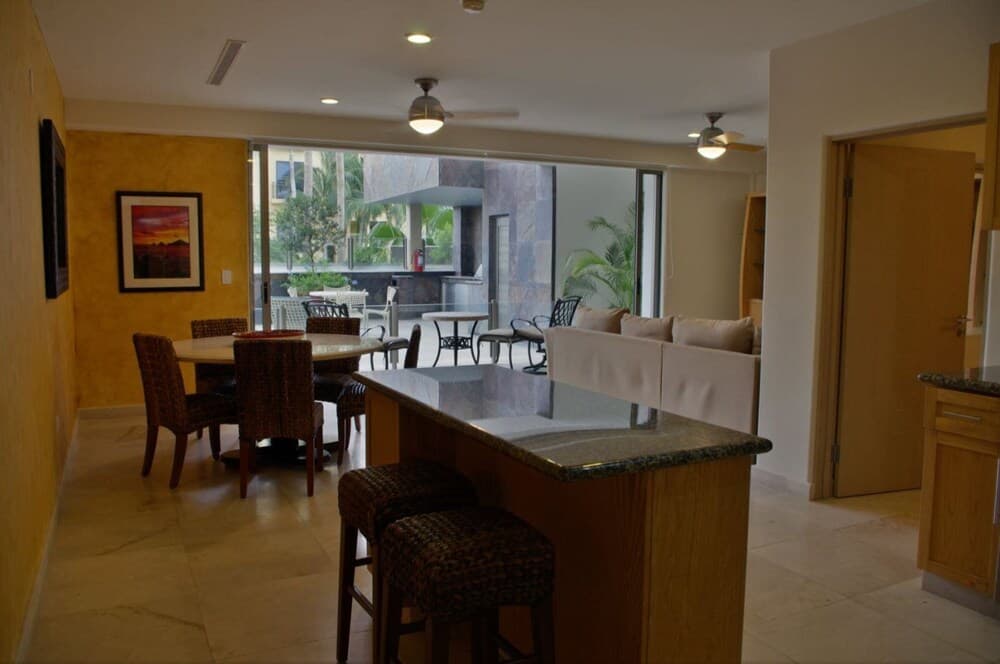 Unit 4A Ground Floor 2 Bdrm.2 Bath Luxury Condo Centrally Located in Cabo