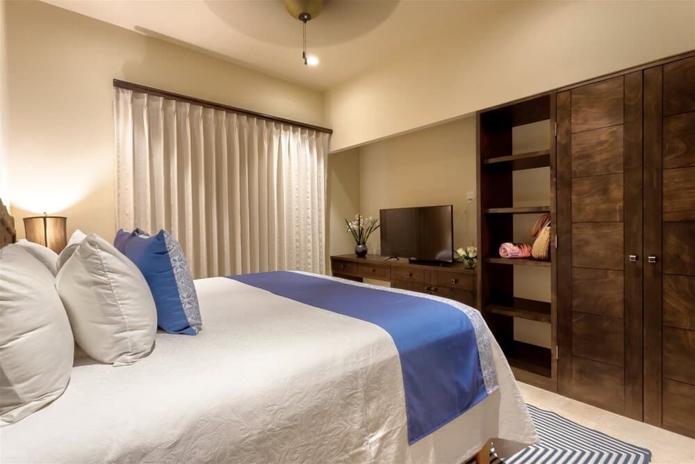 Copala #3504 2 Bdrm 1.5 Bath Luxury Condo With Spectacular Ocean Views