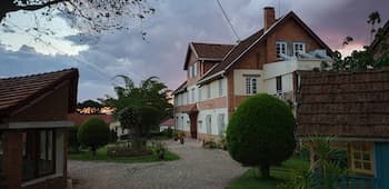 Lovasoa CCCC - Hostel