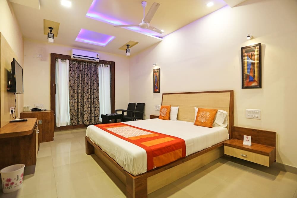 Hotel Kaka Inn Mount Abu