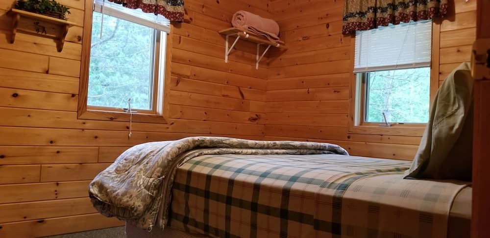 Evergreen Bay Resort