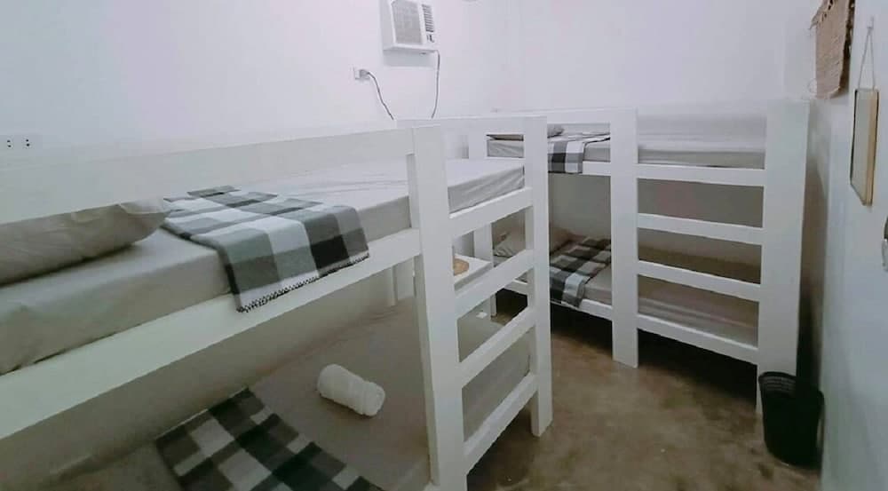 Tropical Vibes Inn Siargao