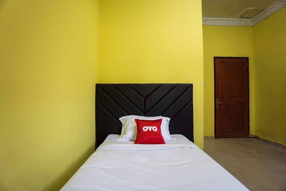 OYO 2486 Bahana Guest House