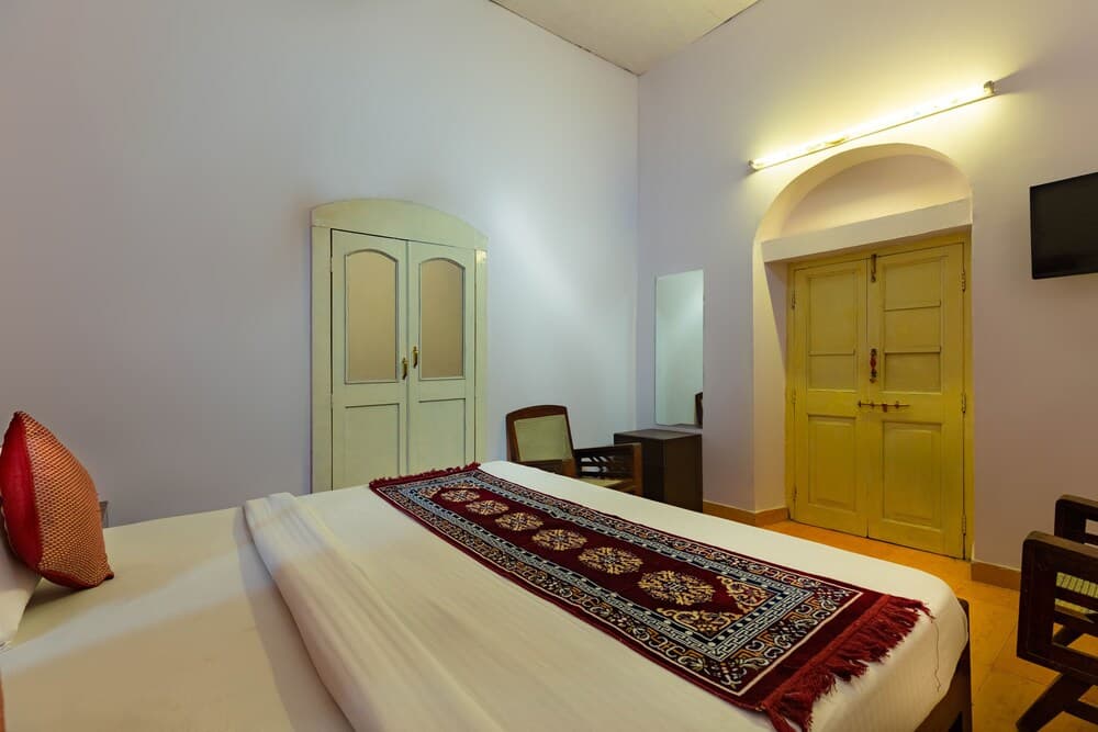 Hotel Sanand Heritage Mount Abu