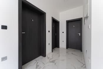 Sky & Sun Luxury Rooms