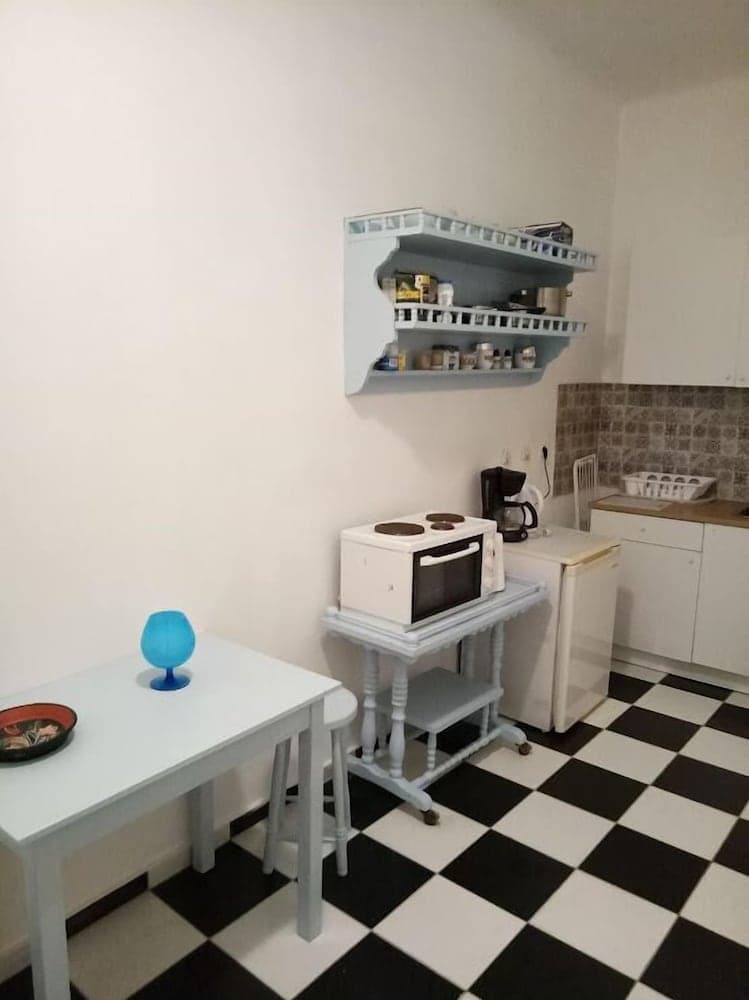 Elegant Apartment next to Archaeological Museum