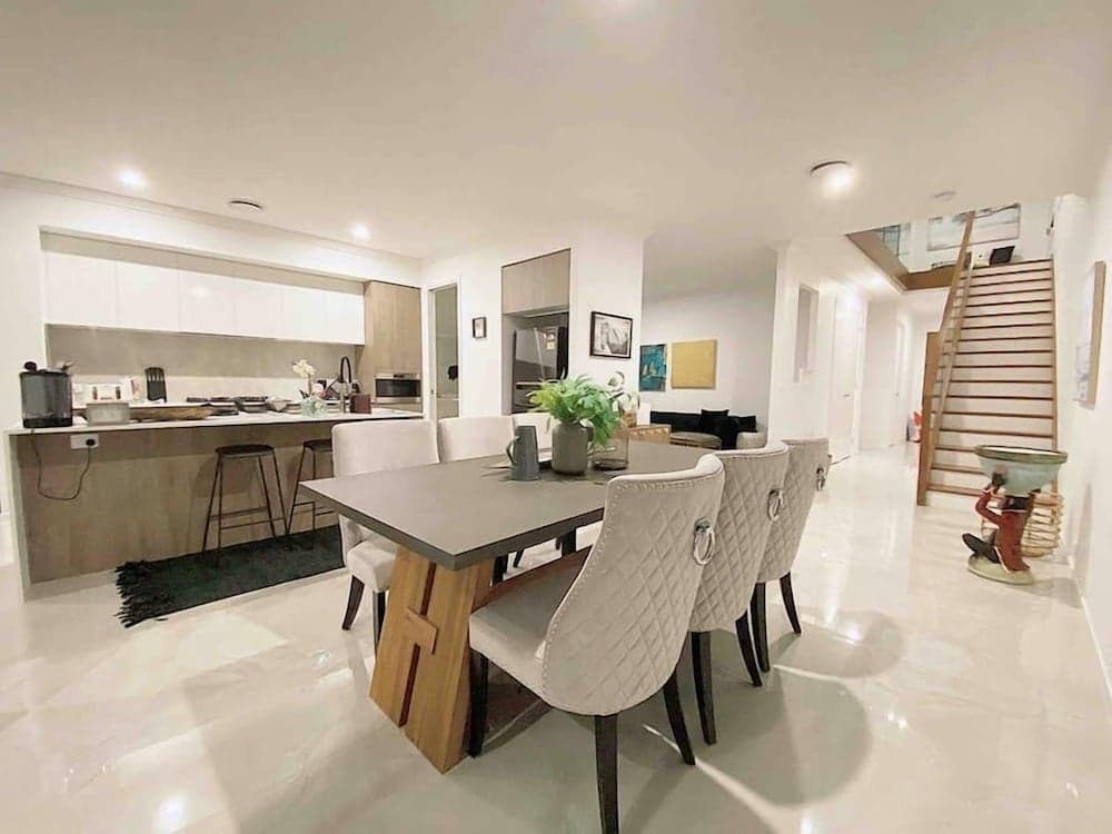 Hope Island Water Front House